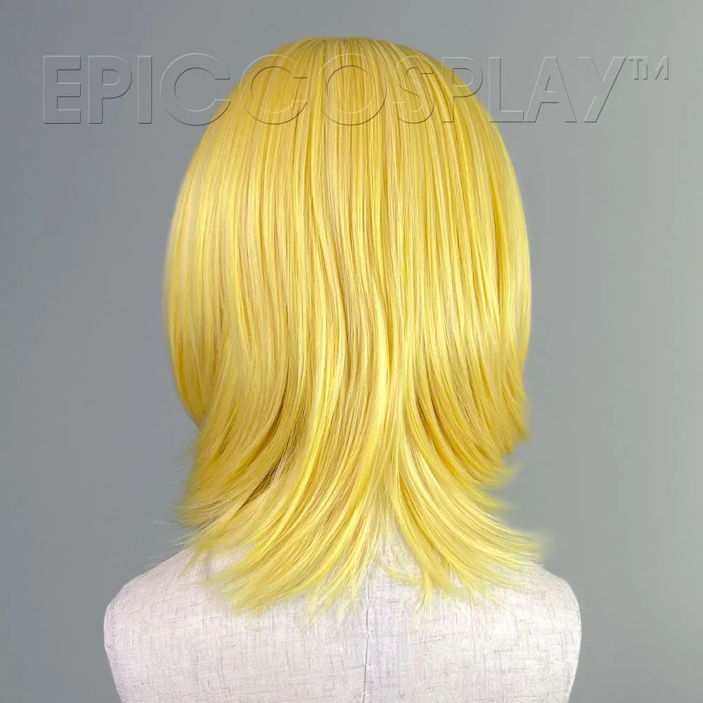 Helen - Rich Butterscotch Blonde Wig