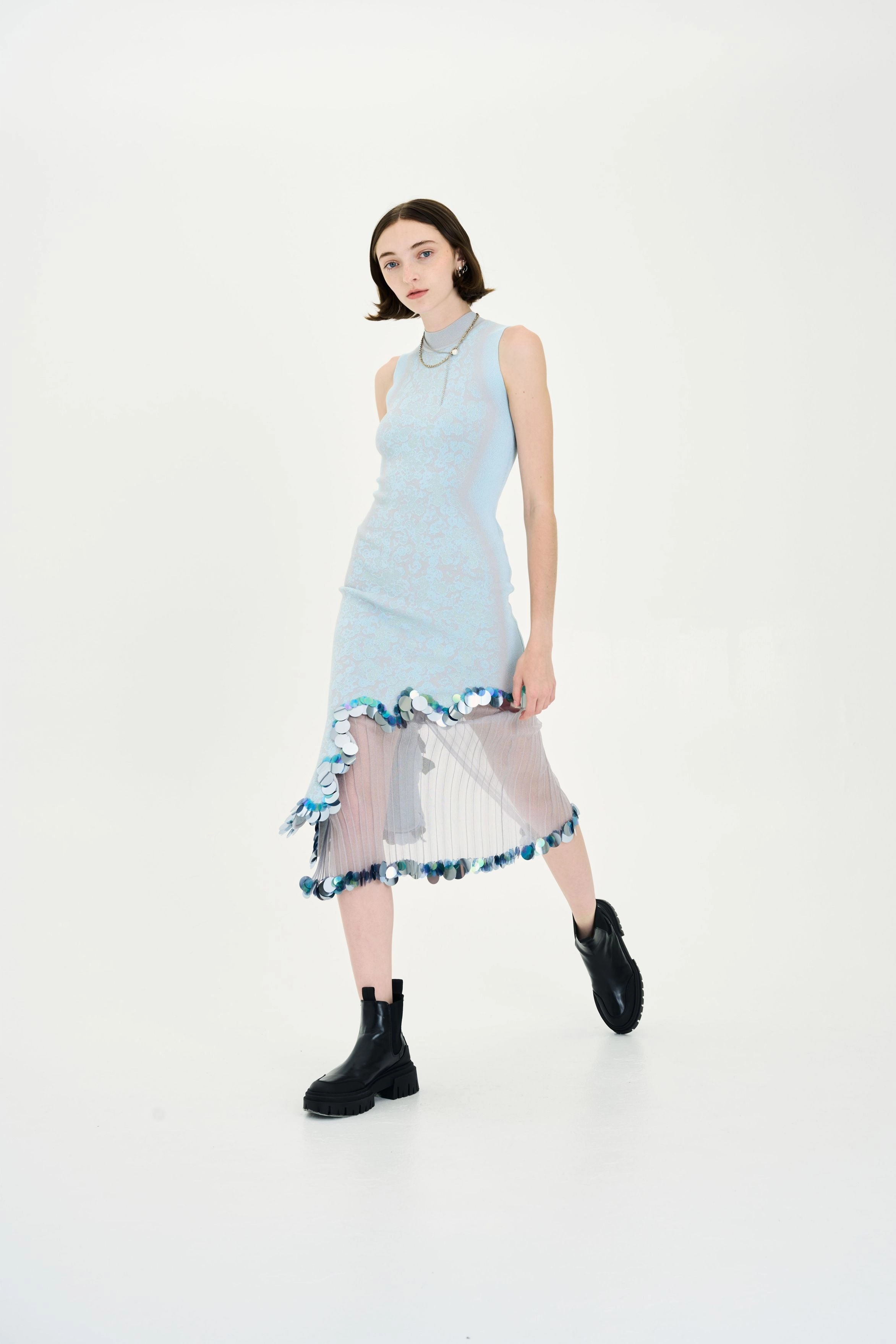 IRIS SIGNATURE WAVY DRESS WITH SEQUINS