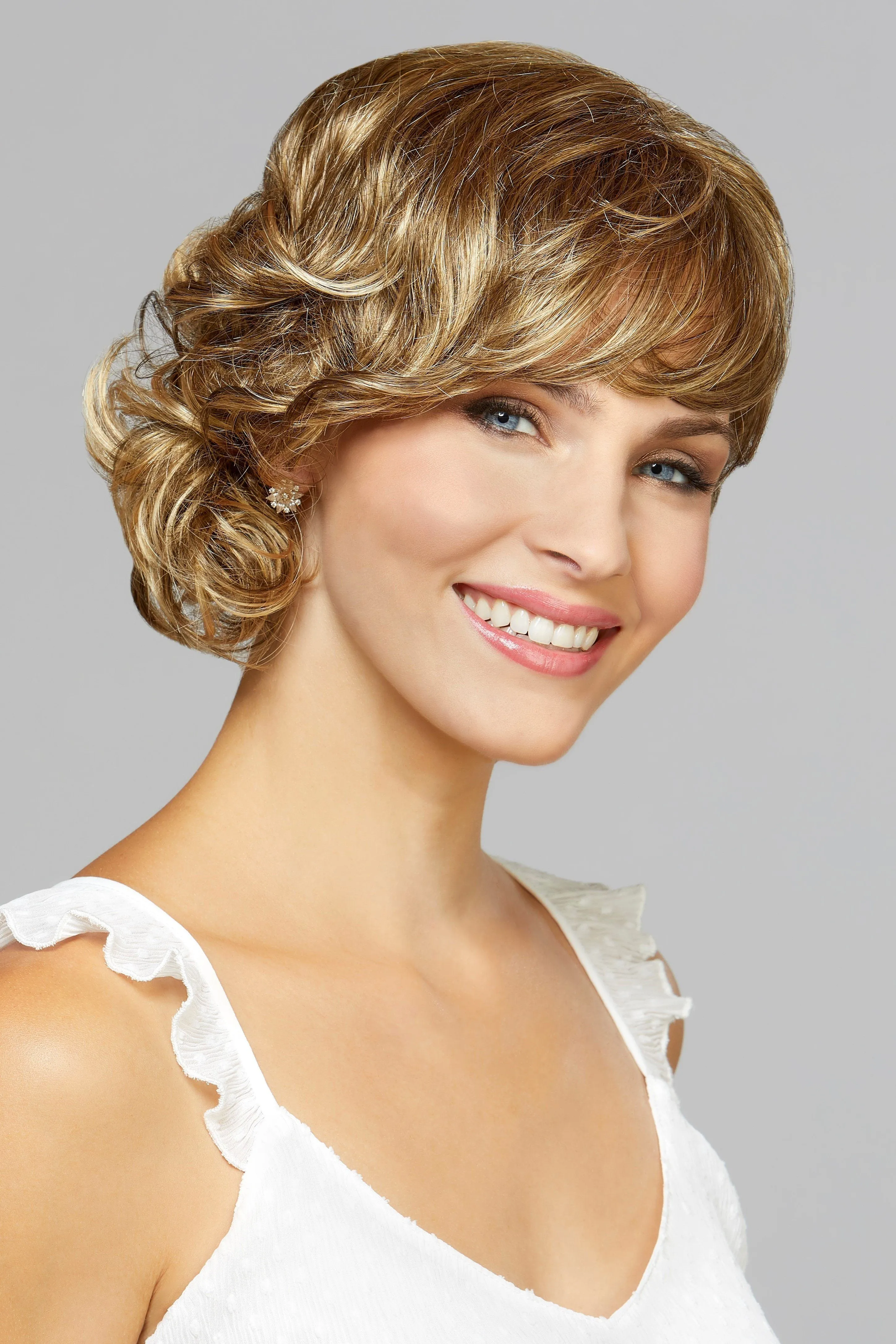 Mane Attraction Wigs - Broadway (#407)